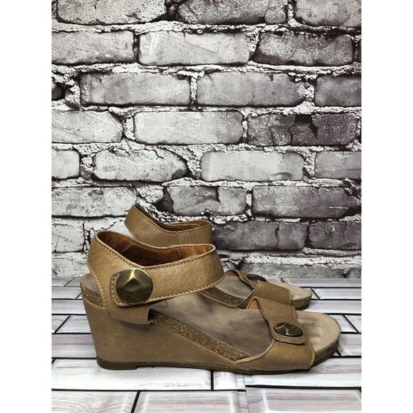 Taos Festival Brown Leather Cork Wedge Ankle Strap Sandals Women Sz 37EU/6.5M US - Picture 7 of 16